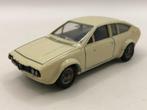Solido 82 Alfa Romeo Alfetta GTV wit -GOED- M26, Hobby en Vrije tijd, Modelauto's | 1:43, Gebruikt, Auto, Solido, Ophalen of Verzenden