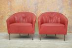 In nette staat 2 rode leren Montis "Riva" design fauteuils!
