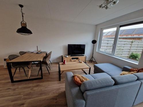 Bank met chaise longue links, Huis en Inrichting, Banken | Bankstellen, Gebruikt, Hoekbank, Driepersoons, 250 tot 300 cm, 150 cm of meer