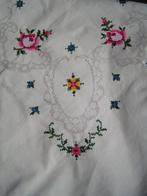 geborduurd tafelkleedje nr RR 691, Verzenden, Rechthoek