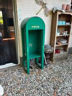 Metro krantenbak, Huis en Inrichting, Ophalen of Verzenden, Gebruikt