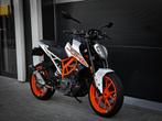 KTM 390 Duke ABS | 22.156km | LED | BLUETOOTH | WIT/ORANJE |, Bedrijf, 373 cc, Stallhofnerstraße 3, A-5230 Mattighofen, KTM Sportmotorcycle GmbH