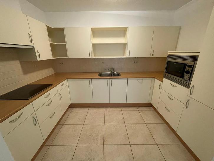 Bruynzeel keuken, U-opstelling in wit met houten blad, Huis en Inrichting, Keuken | Complete keukens, Gebruikt, U-keuken, Wit
