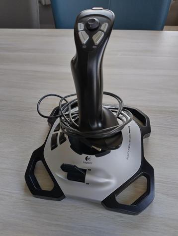 Logitech Extreme 3D Pro joystick voor 30 euro beschikbaar voor biedingen