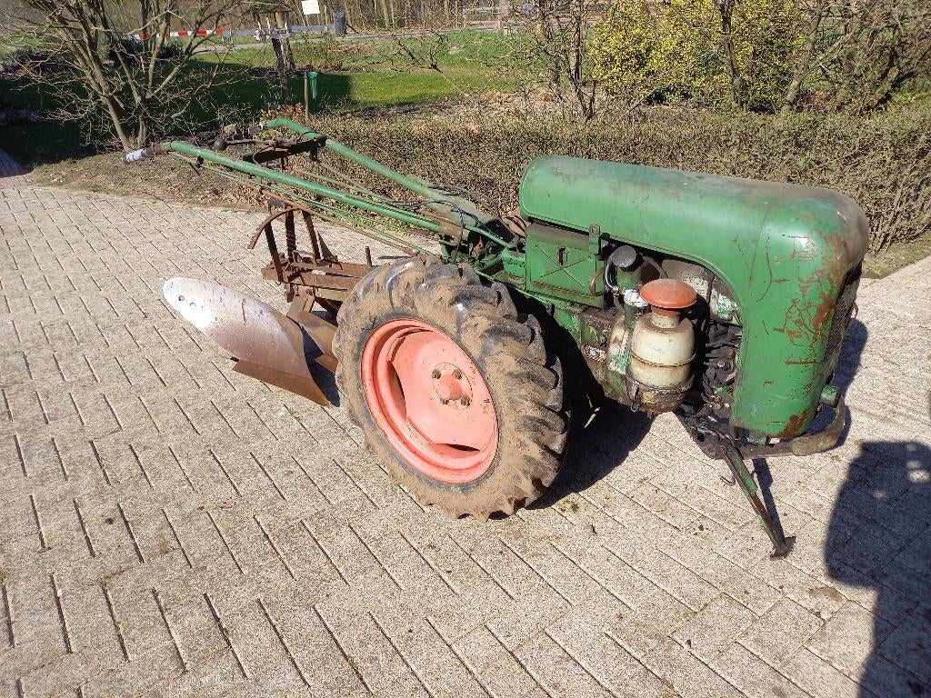 Holder E12, Ophalen, Gebruikt