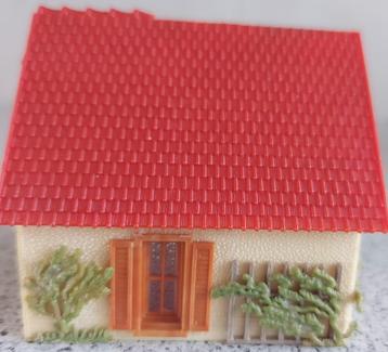 Vintage Faller HO B-202 bungalow beschikbaar voor biedingen