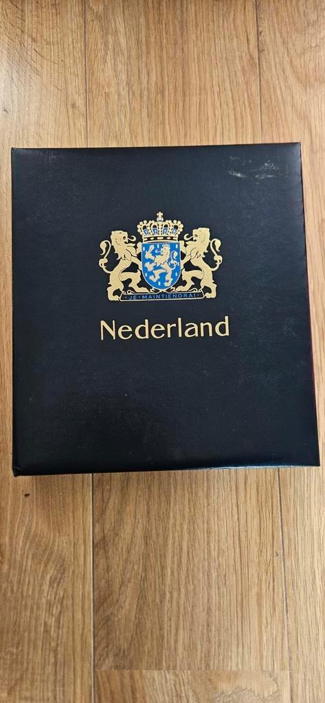 DAVO II Nederland met postzegels, Postzegels en Munten, Postzegels | Nederland, Na 1940, Verzenden
