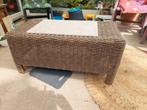 Lage tuintafel van gevlochten plastic riet., Ophalen, Gebruikt