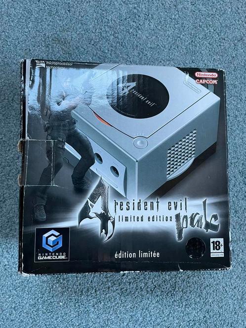 Resident Evil 4 pack CIB onverkleurd met garantie, Spelcomputers en Games, Spelcomputers | Nintendo GameCube, Zo goed als nieuw