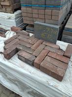 Rest partij dikformaten - Oud Emmen- 7,7m² - €15  per m², Klinkers, Zo goed als nieuw, Beton, 5 tot 10 m²