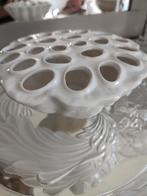 Wit porseleinen insteek vaas, Minder dan 50 cm, Ophalen of Verzenden, Wit, Zo goed als nieuw