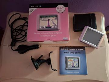 Roze Garmin navigatiesysteem nüvi 250, Pink  beschikbaar voor biedingen