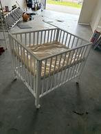 Baby bed wieg met wielen met matras, Ophalen of Verzenden, Zo goed als nieuw, Wieg