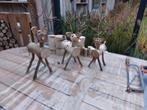 Te koop  Zelfgemaakte houten hertjes, Tuin en Terras, Ophalen of Verzenden, Zo goed als nieuw, Hout, Dierenbeeld