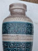 Mooi turquoise blauw grijs geglazuurde
VLOERVAAS, Antiek en Kunst, Antiek | Vazen, Ophalen