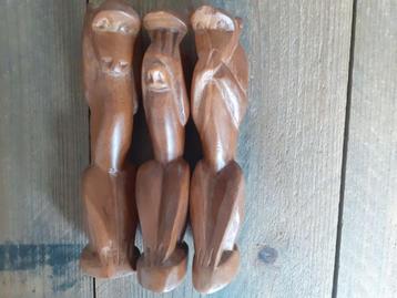3 houten aap beeldjes (horen, zien en zwijgen) beschikbaar voor biedingen