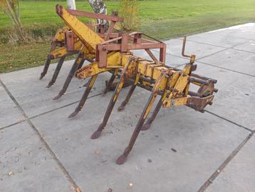 Rumpstad vaste tand cultivator woelpoot beschikbaar voor biedingen