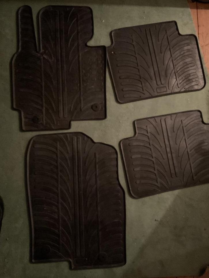 Rubber auto mattenset 4 delig Mazda cx 5, Auto diversen, Automatten, Zo goed als nieuw, Ophalen of Verzenden