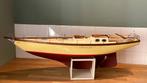 Model zeil kajuit jacht LeComte Ocean Racer 52 Handgemaakt, Hobby en Vrije tijd, Modelbouw | Boten en Schepen, Ophalen, Zo goed als nieuw