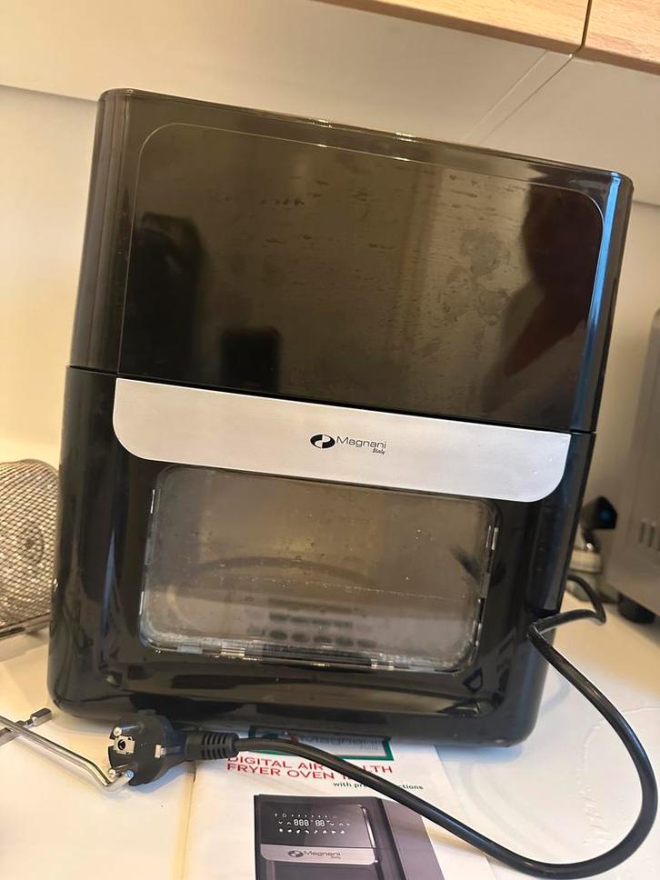 Magnani Airfryer 12L - Grote Capaciteit!, Witgoed en Apparatuur, Airfryers, Gebruikt, Airfryer XL, 1500 gram of meer, Ophalen of Verzenden