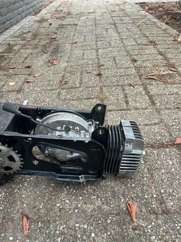 Piaggo 65cc blok vespa, si, cioa beschikbaar voor biedingen