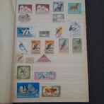 Postzegelverzameling dieren/ fauna- Diverse landen, Postzegels en Munten, Postzegels | Volle albums en Verzamelingen, Ophalen of Verzenden