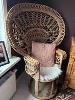 Grote pauwstoel, Huis en Inrichting, Stoelen, Ophalen, Bruin, Vintage, Riet of Rotan