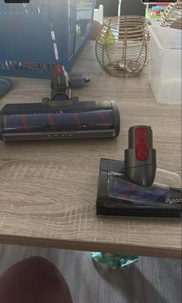 Dyson Zuigmonden anti klit borstel beschikbaar voor biedingen