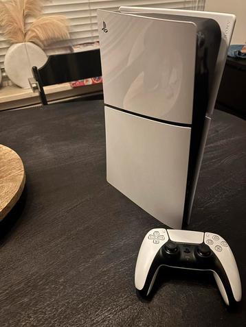 PS5 Slim Digital - Zo goed als nieuw! beschikbaar voor biedingen