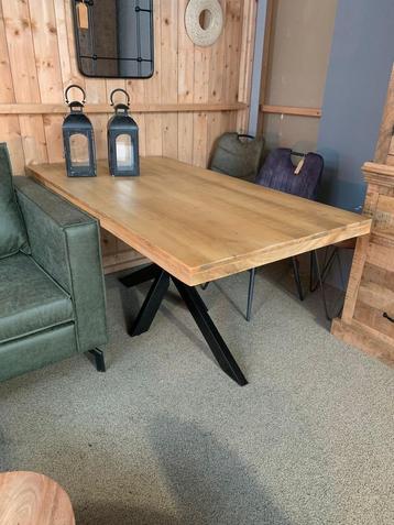 Eettafel, GRATIS bezorging, tafel, rechthoek, X- en Spinpoot