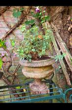 Mooie Gietijzeren Tuinvaas, Tuin en Terras, Gebruikt, Tuin, Rond, Ophalen of Verzenden