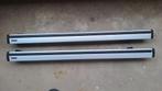 Thule wingbar 118 cm met 747 voetenset voor open dakrail, Auto diversen, Dakdragers, Ophalen, Gebruikt