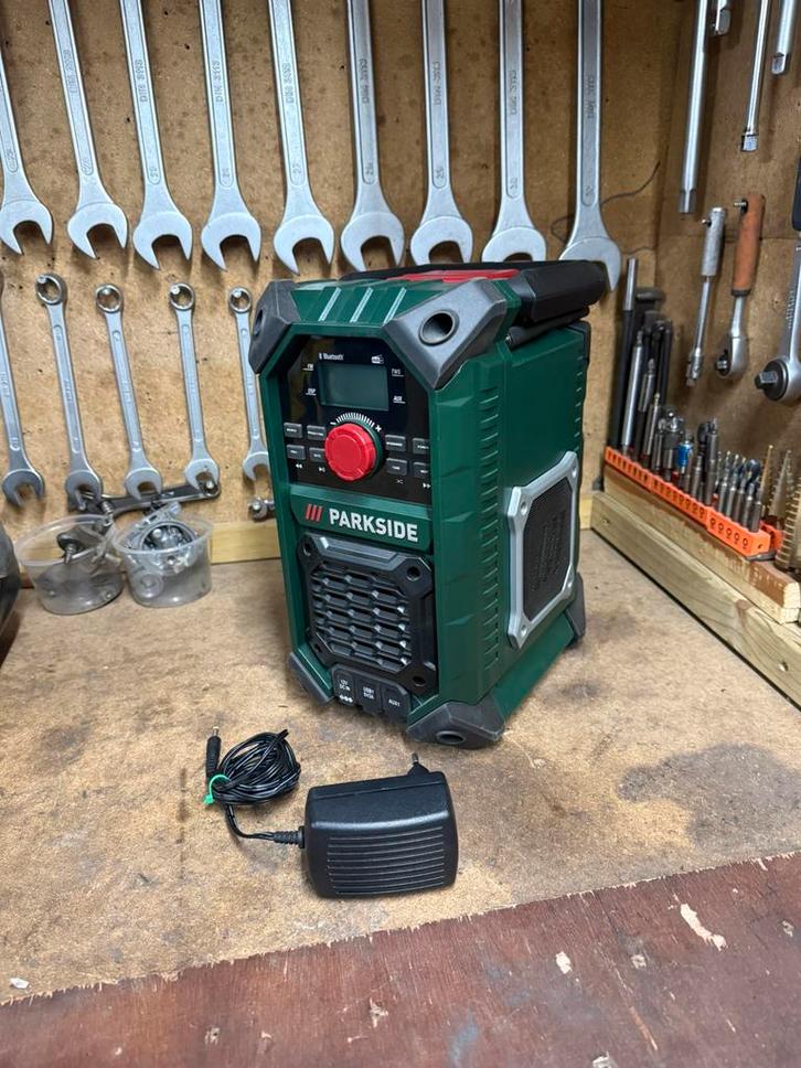 Parkside bouwradio 20V / 12V / 220v Bluetooth DAB accu, Tuin en Terras, Hand-tuingereedschap, Ophalen