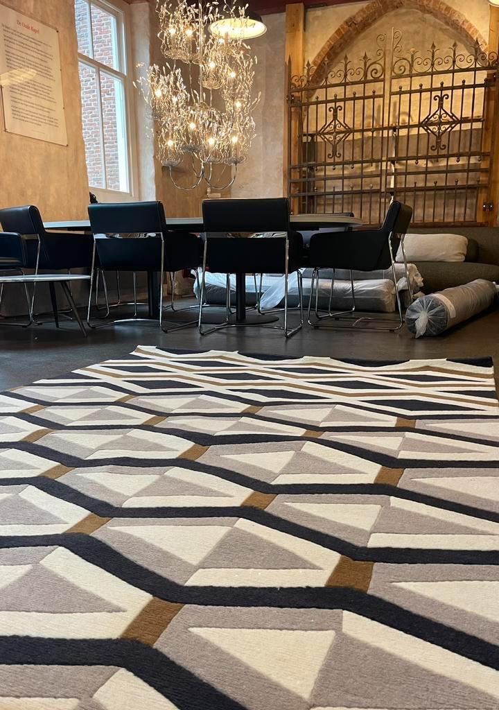 Brink en Campman Yara Arr Deco tapijt NIEUW, Huis en Inrichting, Stoffering | Tapijten en Kleden, Nieuw, 200 cm of meer, Rechthoekig