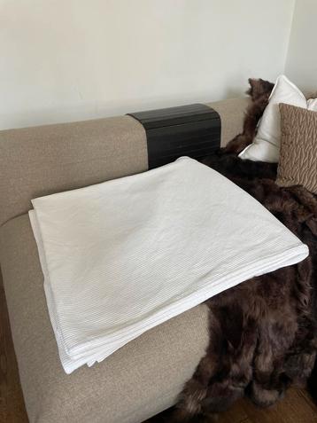 VIVARAISE Beddensprei Bedsprei Sprei Wit240x260(140/160 bed) beschikbaar voor biedingen