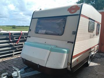 Te koop: – Klaar voor nieuwe avonturen! Licht gewicht carava beschikbaar voor biedingen