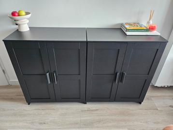Twee zwarte IKEA BRIMNES kasten te koop – Zo goed als nieuw
