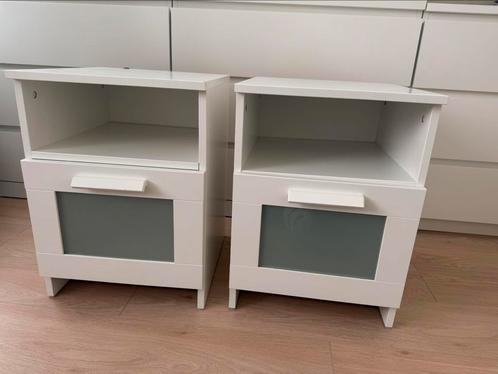 2 Nachtkastjes Ikea Brimnes wit, Huis en Inrichting, Slaapkamer | Nachtkastjes, Zo goed als nieuw, Minder dan 55 cm, Minder dan 45 cm