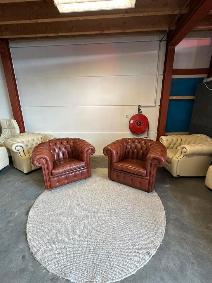 Bruine leren chesterfield fauteuils fauteuil stoelen, Huis en Inrichting, Fauteuils, Zo goed als nieuw, Leer, 100 tot 125 cm, 75 tot 100 cm