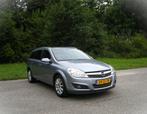 Opel Astra Wagon 1.6 Cosmo . Navigatie . Cruiscoontrol . Led, Voorwielaandrijving, 15 km/l, Gebruikt, Zwart