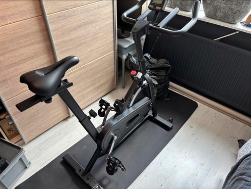 Spinningbike, Sport en Fitness, Fitnessapparatuur, Zo goed als nieuw, Spinningfiets, Metaal, Ophalen