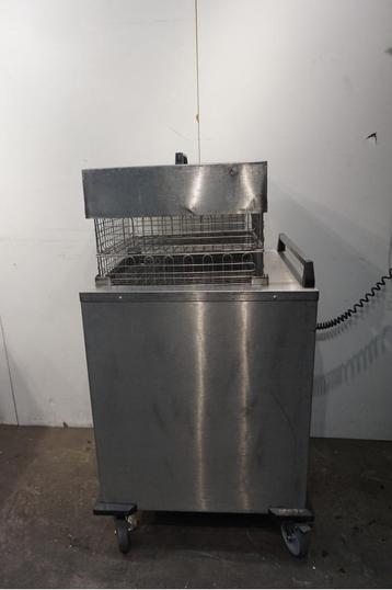 MC grote mobiele bordenwarmer bordenwagen horeca beschikbaar voor biedingen