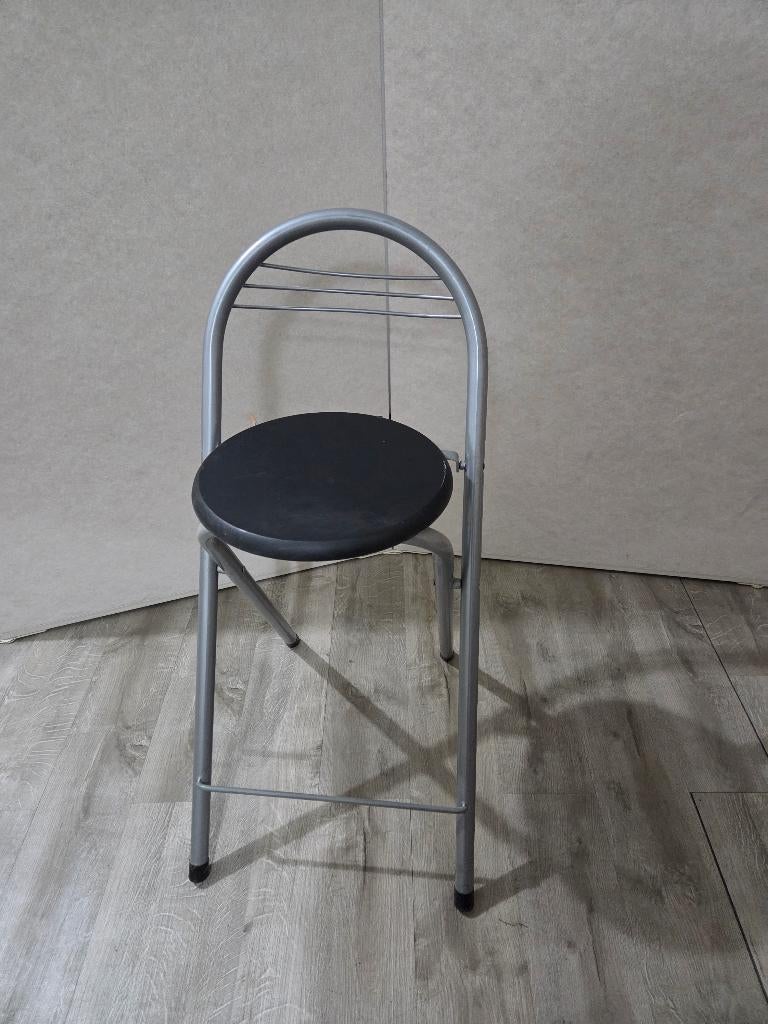 Opklapbare kruk, Huis en Inrichting, Barkrukken, Ophalen, Gebruikt, Met voetsteun, 60 tot 90 cm