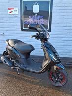 Piaggio Zip | 2022 | 45KM | Black on Black, Ophalen, Gebruikt, Maximaal 45 km/u, Piaggio Zip