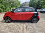 Smart ForFour 1.0 2016 Rood/zwart. Nieuwe APK!, Auto's, Smart, 4 stoelen, Origineel Nederlands, 24 km/l, Handgeschakeld