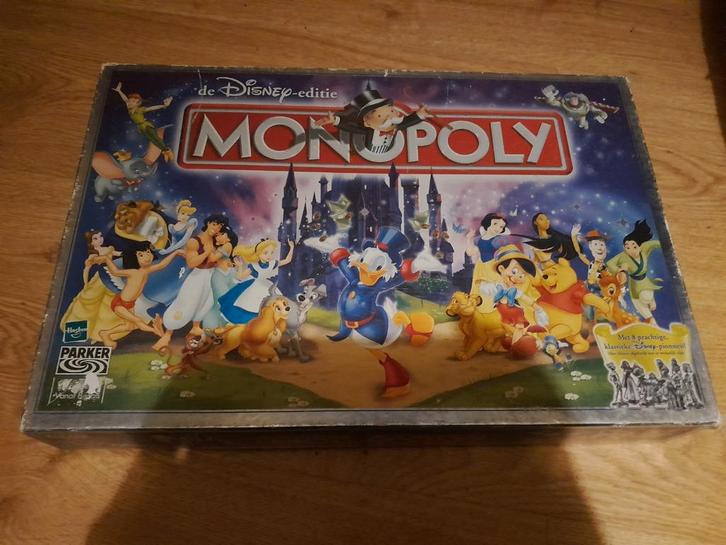 Monopoly Disney, Hobby en Vrije tijd, Gezelschapsspellen | Bordspellen, Gebruikt, Vijf spelers of meer, Ophalen of Verzenden