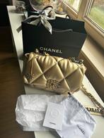 2 Chanel handtassen en alles bij !! VIP, Ophalen of Verzenden, Zo goed als nieuw, Overige kleuren, Handtas
