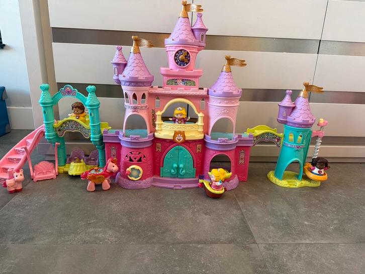 Gratis afhalen!! Speelhuizen, bordspellen, poppen enz., Kinderen en Baby's, Speelgoed | Actiefiguren, Gebruikt, Ophalen