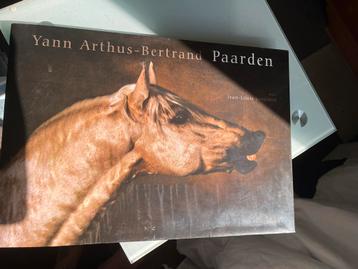 Paarden - Yann Arthus-Bertrand Fotoboek beschikbaar voor biedingen