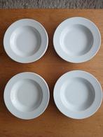 Witte diepe borden 22 cm, Ophalen, Nieuw, Porselein, Bord(en)